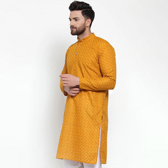 http://43.204.22.136/products/men-mustard-yellow-thread-work-cotton-kurta