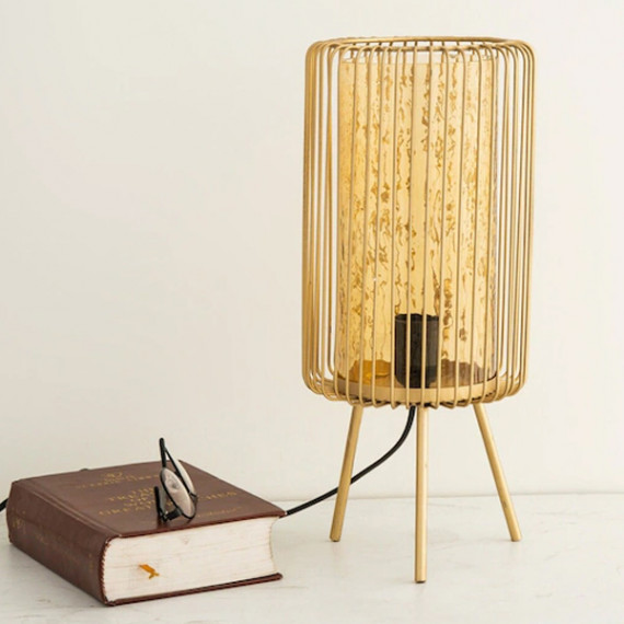 http://43.204.22.136/products/gold-toned-adobe-wire-novelty-table-lamp