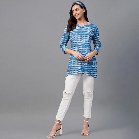 http://43.204.22.136/products/women-blue-tunics