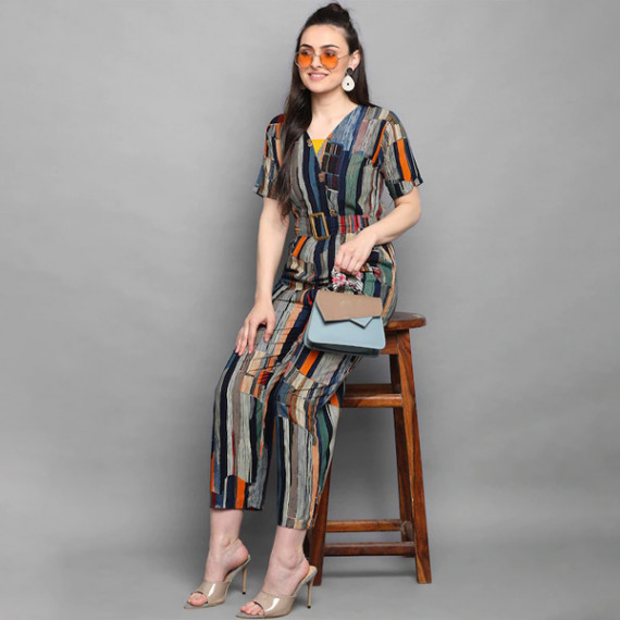 http://43.204.22.136/products/blue-orange-foil-printed-basic-jumpsuit