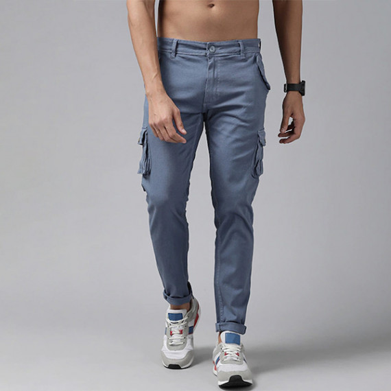 http://43.204.22.136/products/men-blue-solid-cargo-trousers