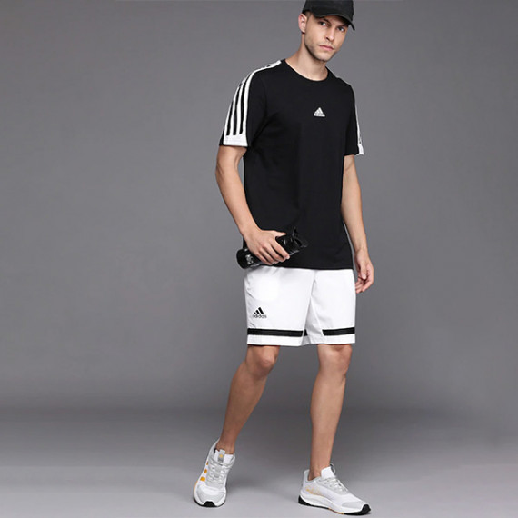 http://43.204.22.136/products/men-white-black-club-brand-logo-printed-tennis-sports-shorts