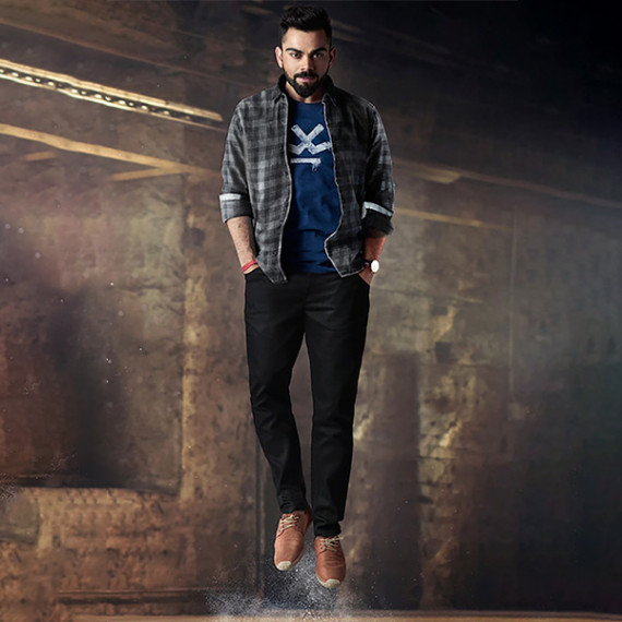 http://43.204.22.136/products/men-black-slim-fit-mid-rise-jeans