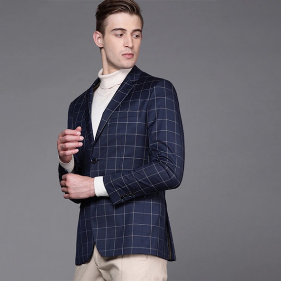 http://43.204.22.136/products/men-navy-blue-beige-slim-fit-checked-single-breasted-smart-casual-blazer