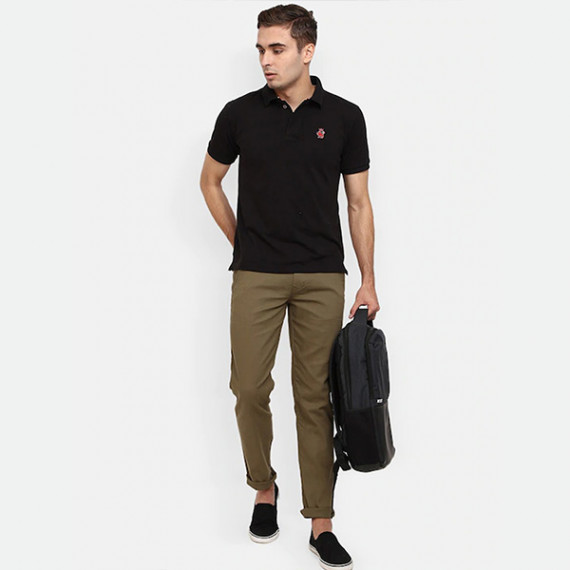 http://43.204.22.136/products/men-olive-green-cotton-classic-slim-fit-trousers