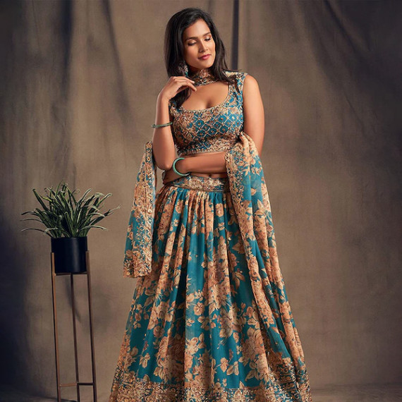 http://43.204.22.136/products/blue-beige-printed-semi-stitched-lehenga-unstitched-blouse-with-dupatta