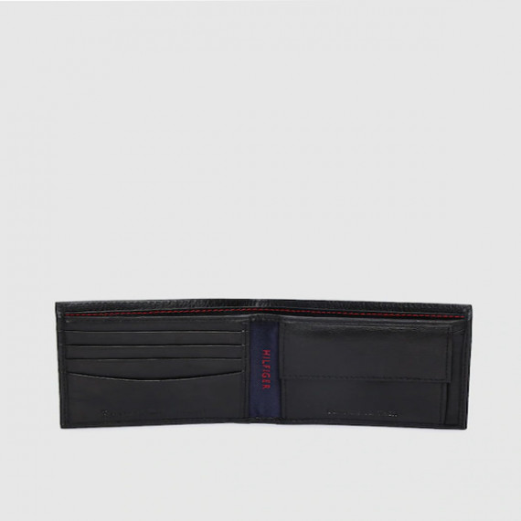 http://43.204.22.136/products/men-black-solid-genuine-leather-two-fold-wallet